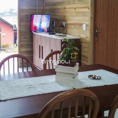 Casa com 60m², 2 quartos, 1 garagem, no bairro Pântano do Sul em Florianópolis