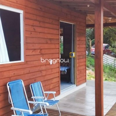 Casa com 60m², 2 quartos, 1 garagem, no bairro Pântano do Sul em Florianópolis