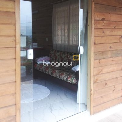 Casa com 60m², 2 quartos, 1 garagem, no bairro Pântano do Sul em Florianópolis