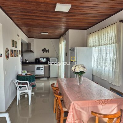 Apartamento com 213m², 3 quartos, 2 garagens, no bairro Ingleses em Florianópolis