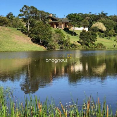 Terreno com 1301m², no bairro Vargeado em Rancho Queimado