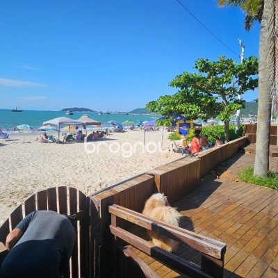 Casa com 315m², 4 quartos (sendo 2 suítes), 2 garagens, no bairro Cachoeira do Bom Jesus em Florianópolis