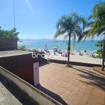 Casa com 315m², 4 quartos (sendo 2 suítes), 2 garagens, no bairro Cachoeira do Bom Jesus em Florianópolis