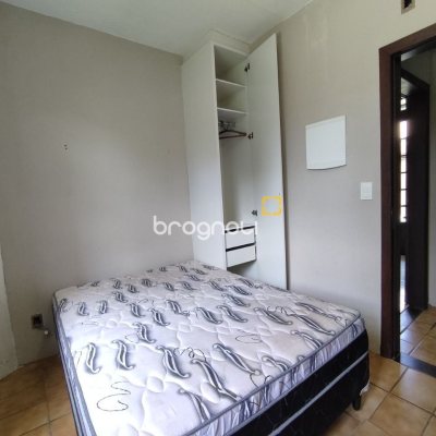 Casa com 257m², 5 quartos (sendo 2 suítes), 2 garagens, no bairro Cachoeira do Bom Jesus em Florianópolis