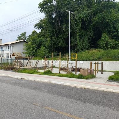Terreno com 294m², no bairro Bela Vista em Palhoça
