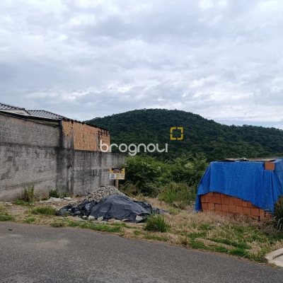 Terreno com 294m², no bairro Bela Vista em Palhoça