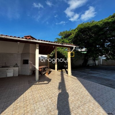 Apartamento com 75m², 3 quartos, 1 garagem, no bairro Trindade em Florianópolis