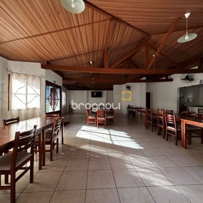 Apartamento com 75m², 3 quartos, 1 garagem, no bairro Trindade em Florianópolis