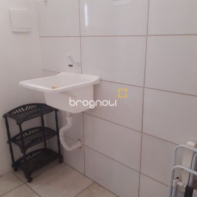 Pousada / Hotel com 253m², 10 quartos, 6 garagens, no bairro Ingleses em Florianópolis
