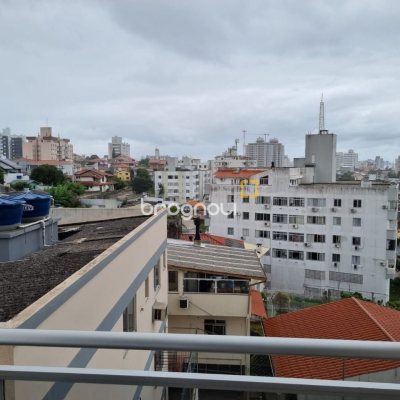 Apartamento com 100m², 3 quartos (sendo 1 suíte), 1 garagem, no bairro Capoeiras em Florianópolis