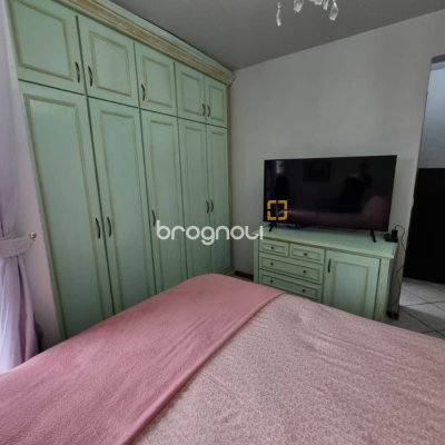 Apartamento com 100m², 3 quartos (sendo 1 suíte), 1 garagem, no bairro Capoeiras em Florianópolis