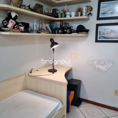 Apartamento com 100m², 3 quartos (sendo 1 suíte), 1 garagem, no bairro Capoeiras em Florianópolis