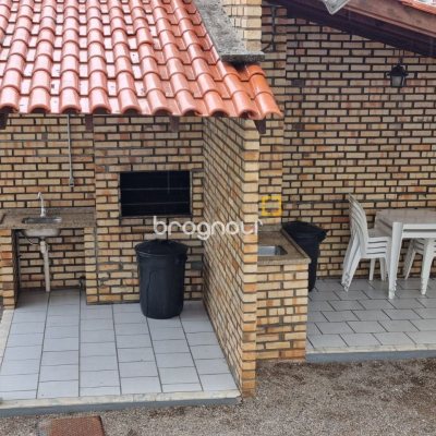 Apartamento com 100m², 3 quartos (sendo 1 suíte), 1 garagem, no bairro Capoeiras em Florianópolis