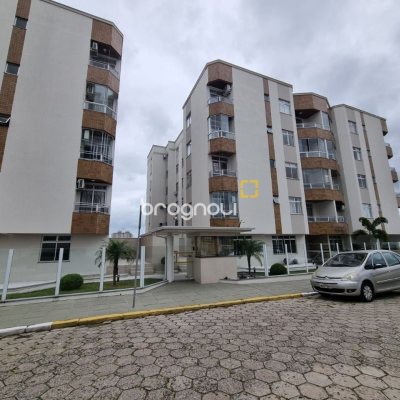 Apartamento com 100m², 3 quartos (sendo 1 suíte), 1 garagem, no bairro Capoeiras em Florianópolis