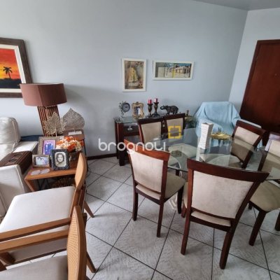 Apartamento com 100m², 3 quartos (sendo 1 suíte), 1 garagem, no bairro Capoeiras em Florianópolis