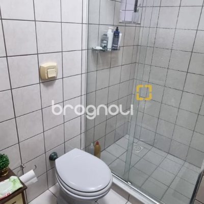 Apartamento com 100m², 3 quartos (sendo 1 suíte), 1 garagem, no bairro Capoeiras em Florianópolis
