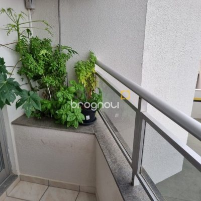 Apartamento com 100m², 3 quartos (sendo 1 suíte), 1 garagem, no bairro Capoeiras em Florianópolis