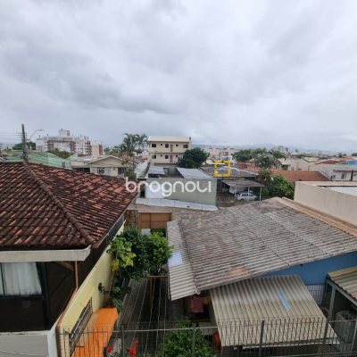 Apartamento com 100m², 3 quartos (sendo 1 suíte), 1 garagem, no bairro Capoeiras em Florianópolis