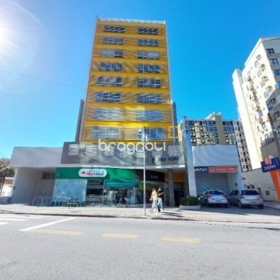 Sala com 35m², 1 garagem, no bairro Trindade em Florianópolis