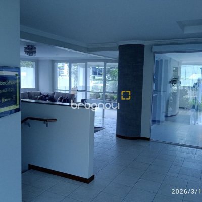 Apartamento com 123m², 3 quartos (sendo 1 suíte), 1 garagem, no bairro Estreito em Florianópolis