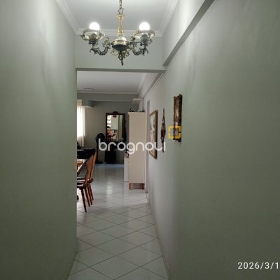 Apartamento com 123m², 3 quartos (sendo 1 suíte), 1 garagem, no bairro Estreito em Florianópolis