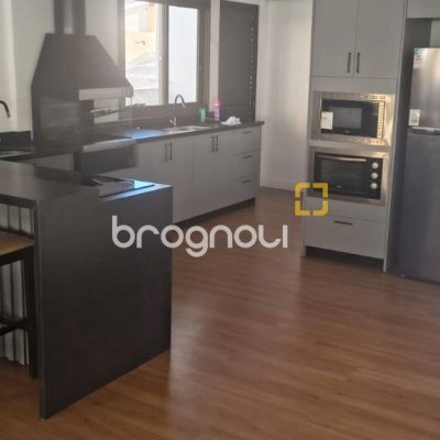 Studio com 35m², 1 quarto, 1 garagem, no bairro Saco dos Limões em Florianópolis