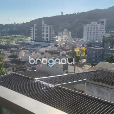Studio com 35m², 1 quarto, 1 garagem, no bairro Saco dos Limões em Florianópolis