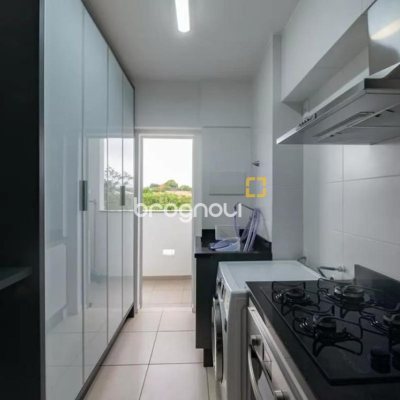 Apartamento com 68m², 2 quartos, 1 garagem, no bairro Serraria em São José