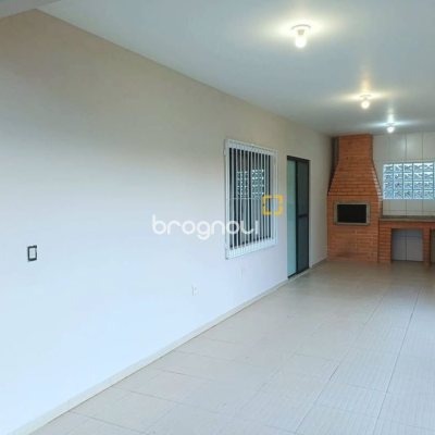 Casa com 112m², 2 quartos (sendo 1 suíte), 5 garagens, no bairro São Sebastião em Palhoça