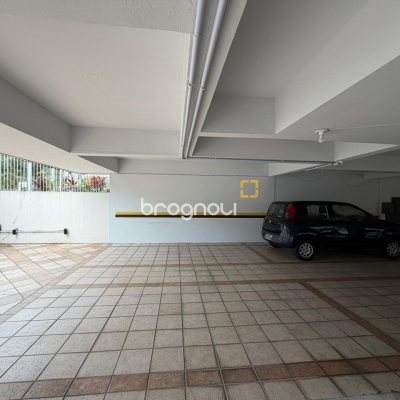 Apartamento com 102m², 3 quartos, 1 garagem, no bairro Centro em Florianópolis