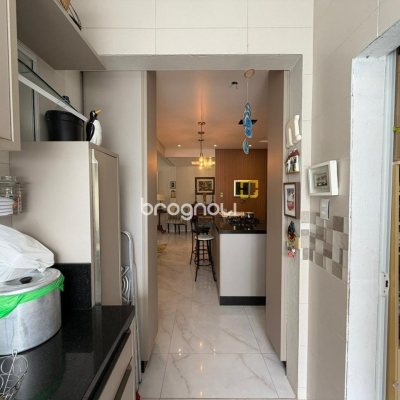 Apartamento com 102m², 3 quartos, 1 garagem, no bairro Centro em Florianópolis