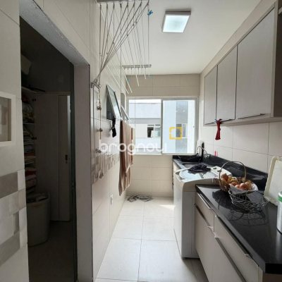 Apartamento com 102m², 3 quartos, 1 garagem, no bairro Centro em Florianópolis