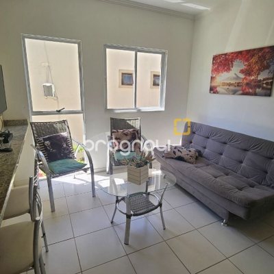 Apartamento com 56m², 2 quartos, 1 garagem, no bairro Canasvieiras em Florianópolis