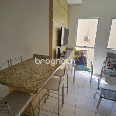 Apartamento com 56m², 2 quartos, 1 garagem, no bairro Canasvieiras em Florianópolis