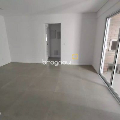 Apartamento com 67m², 2 quartos (sendo 2 suítes), 1 garagem, no bairro Ingleses em Florianópolis