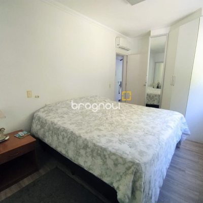 Apartamento com 99m², 3 quartos (sendo 1 suíte), 1 garagem, no bairro Jurerê em Florianópolis