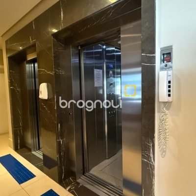 Sala com 48m², 1 garagem, no bairro Centro em Florianópolis