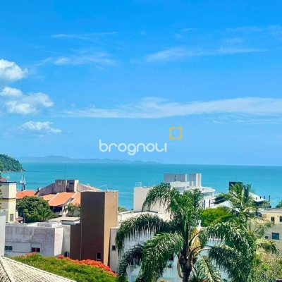 Cobertura com 297m², 5 quartos (sendo 3 suítes), 2 garagens, no bairro Canasvieiras em Florianópolis