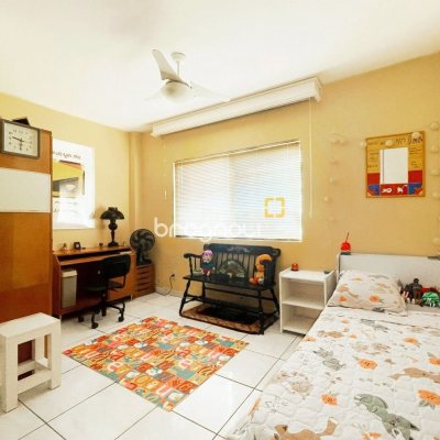 Cobertura com 297m², 5 quartos (sendo 3 suítes), 2 garagens, no bairro Canasvieiras em Florianópolis