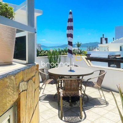 Cobertura com 297m², 5 quartos (sendo 3 suítes), 2 garagens, no bairro Canasvieiras em Florianópolis