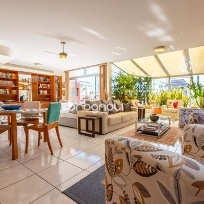 Cobertura com 297m², 5 quartos (sendo 3 suítes), 2 garagens, no bairro Canasvieiras em Florianópolis