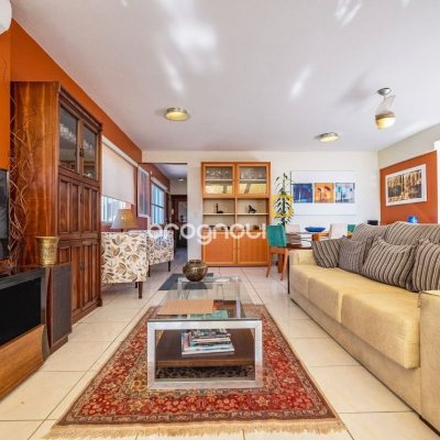 Cobertura com 297m², 5 quartos (sendo 3 suítes), 2 garagens, no bairro Canasvieiras em Florianópolis