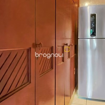 Cobertura com 297m², 5 quartos (sendo 3 suítes), 2 garagens, no bairro Canasvieiras em Florianópolis