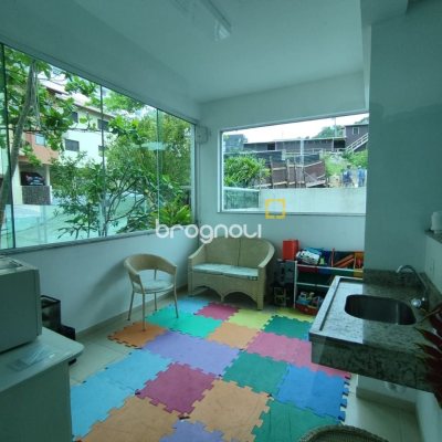 Apartamento com 141m², 3 quartos (sendo 1 suíte), 2 garagens, no bairro Canasvieiras em Florianópolis