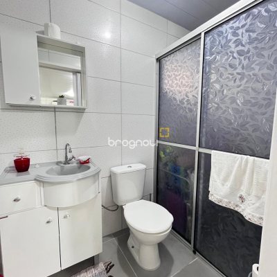 Casa com 325m², 3 quartos, 4 garagens, no bairro Jardim Cidade de Florianópolis em São José