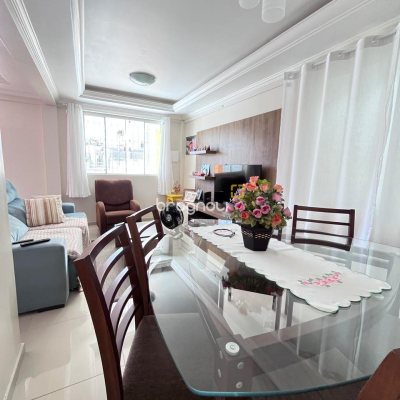 Casa com 325m², 3 quartos, 4 garagens, no bairro Jardim Cidade de Florianópolis em São José