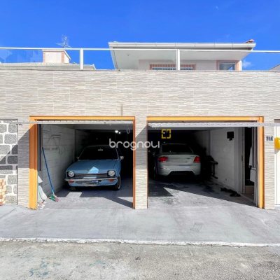 Casa com 325m², 3 quartos, 4 garagens, no bairro Jardim Cidade de Florianópolis em São José