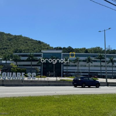 Terreno com 450m², no bairro Saco Grande em Florianópolis