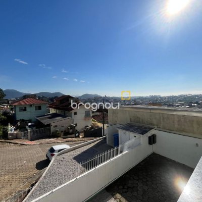 Apartamento com 58m², 2 quartos, 1 garagem, no bairro Ipiranga em São José