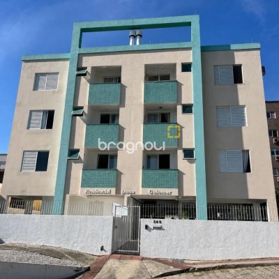 Apartamento com 58m², 2 quartos, 1 garagem, no bairro Ipiranga em São José